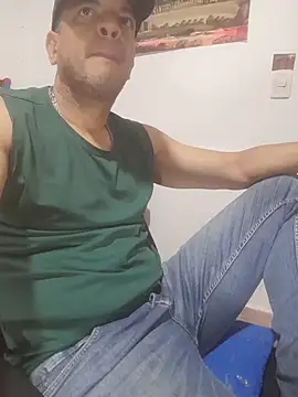 latinmartin73 online show from 12/04/25, 06:16