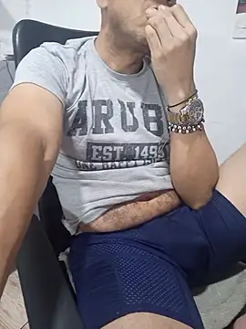 latinmartin73 online show from 02/14/26, 01:46