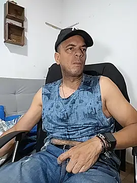 latinmartin73 online show from 04/24/26, 12:46