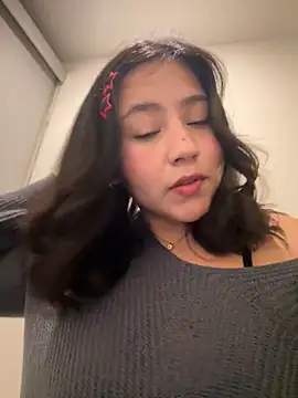 kittyfresita online show from 10/19/25, 05:19