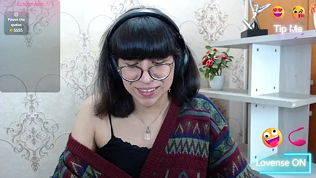 Nataly Cloud online show from 12/15/24, 12:49