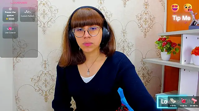 Nataly Cloud online show from 03/05/25, 12:22