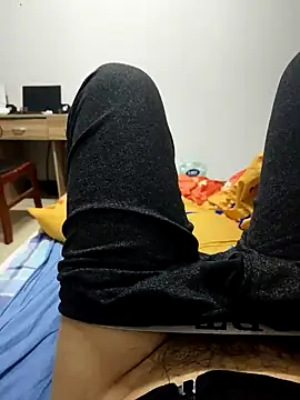 huzi518 online show from 03/14/25, 12:29