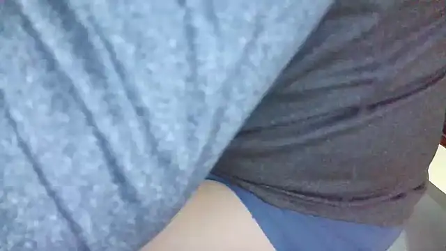 huzi518 online show from 03/17/25, 04:33