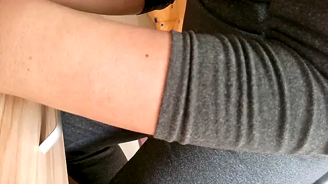 huzi518 online show from 03/22/25, 07:04