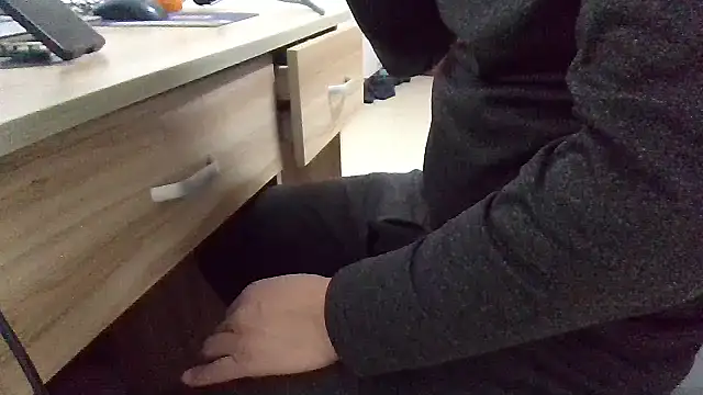 huzi518 online show from 01/16/26, 04:00