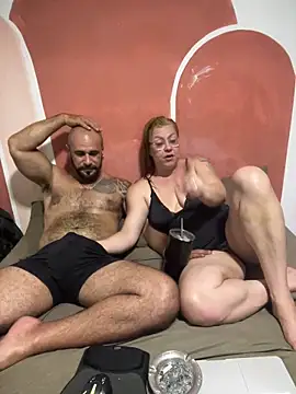 Snapshot of PecadOriginal chatting on 01/27/25, 05:03 PecadOriginal online show from 01/27/25, 05:03