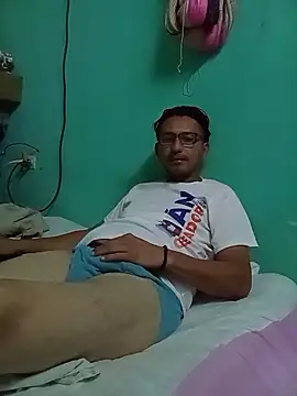 Andresguz35 online show from 11/11/25, 06:24