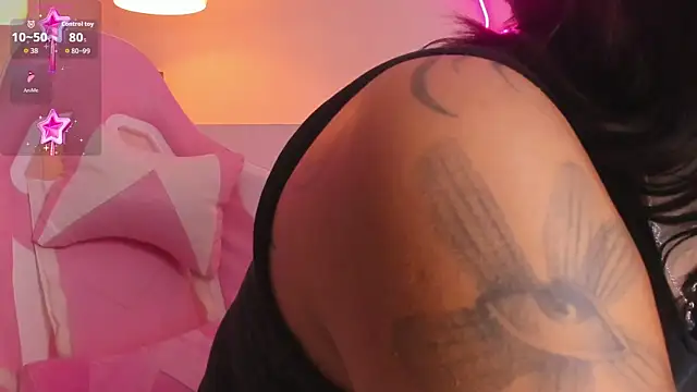 soy jess03 online show from 10/24/25, 12:34