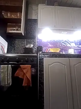 Fenix 528 online show from 10/26/25, 08:26