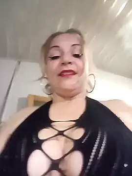 Snapshot of Fenix_528 chatting on 02/10/26, 12:37 Fenix 528 online show from 02/10/26, 12:37