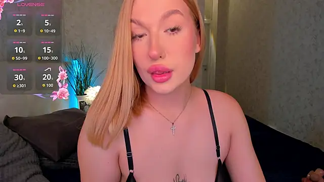 Emma  Leee online show from 11/22/25, 12:53