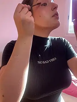 tatianaAlvarez1 online show from 01/13/25, 10:25