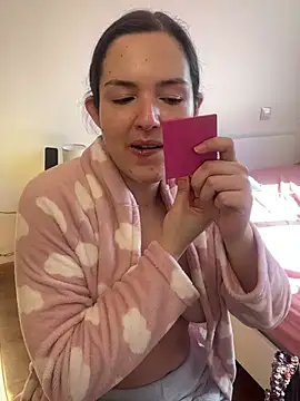 tatianaAlvarez1 online show from 02/04/25, 11:16