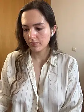 tatianaAlvarez1 online show from 03/18/25, 10:03