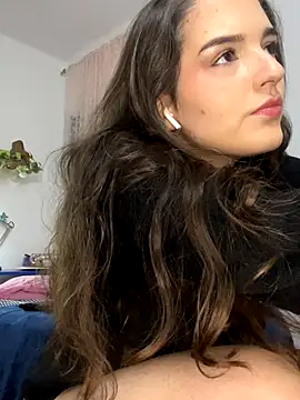 tatianaAlvarez1 online show from 09/24/25, 10:35