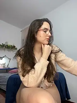 tatianaAlvarez1 online show from 10/24/25, 12:12
