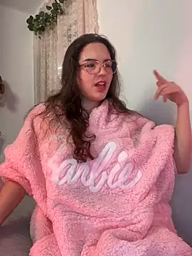 tatianaAlvarez1 online show from 11/28/25, 10:18