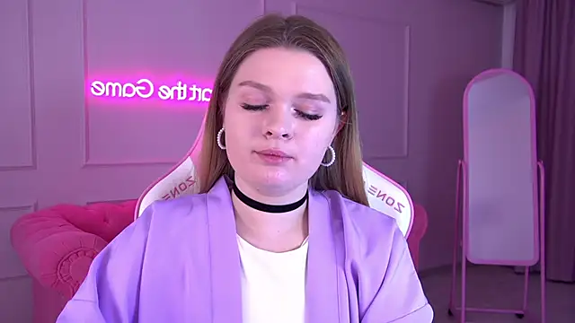 CrystalLyons online show from 01/30/25, 03:40