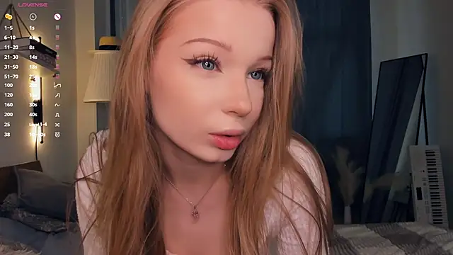 Snapshot of EvaSolisv chatting on 09/20/25, 07:09 EvaSolisv online show from 09/20/25, 07:09