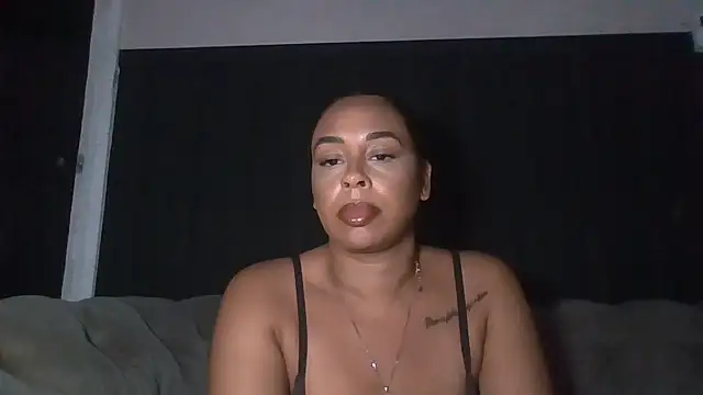 Snapshot of bigbootyjayda chatting on 06/16/26, 11:18 bigbootyjayda online show from 06/16/26, 11:18