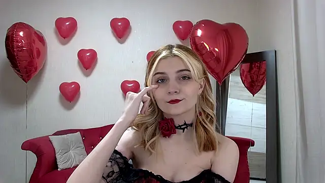 Snapshot of KellyStone chatting on 02/12/25, 08:40 KellyStone online show from 02/12/25, 08:40