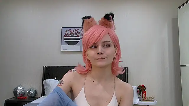 Snapshot of KellyStone chatting on 03/17/25, 05:45 KellyStone online show from 03/17/25, 05:45