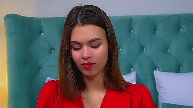 PollyLanders online show from 09/27/25, 06:24