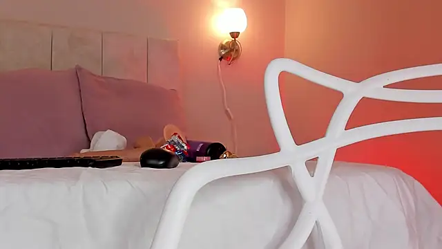 Snapshot of dani_skinny_ chatting on 01/15/25, 02:35 dani skinny online show from 01/15/25, 02:35