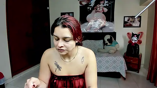 Snapshot of Marilynselxoveanalhard chatting on 02/24/26, 01:31 Marilynselxoveanalhard online show from 02/24/26, 01:31