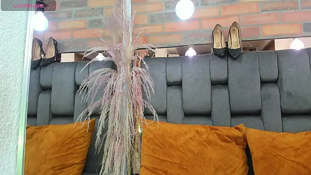 JESSYCORTES online show from 02/02/26, 08:40