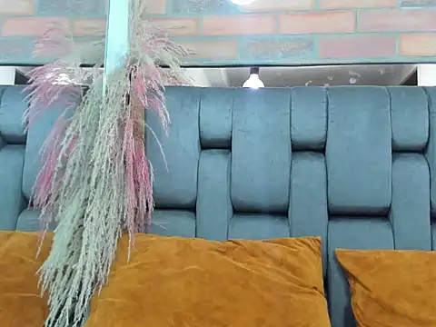 JESSYCORTES online show from 04/01/26, 04:46