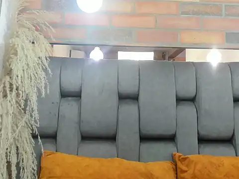 JESSYCORTES online show from 04/22/26, 09:38