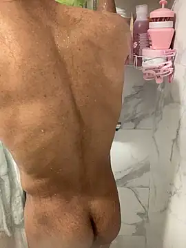 Lucascacaca online show from 04/07/26, 09:32