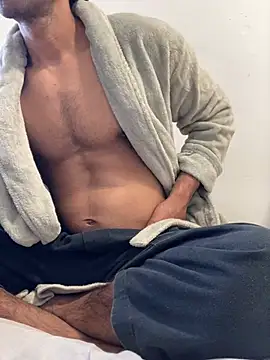 Lucascacaca online show from 05/11/26, 06:38