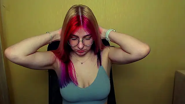 Luna Lush  online show from 02/15/25, 12:11