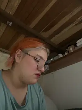 SophiaWeestt99 online show from 11/05/25, 03:17