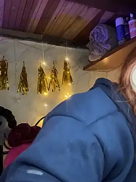 SophiaWeestt99 online show from 05/11/26, 06:30