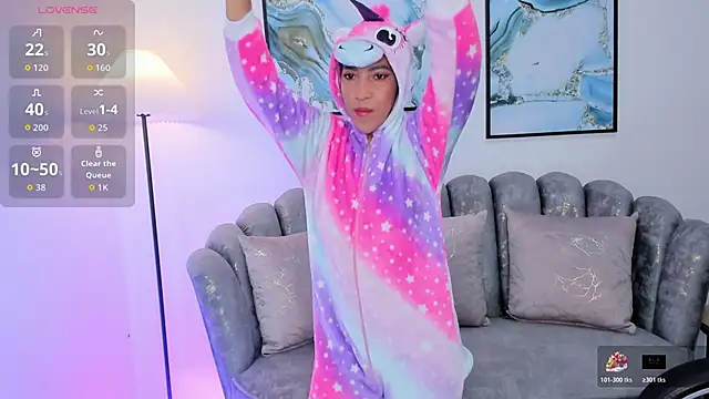 Shantaall  online show from 11/25/25, 03:45