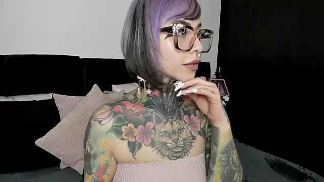 NikkiRamone online show from 02/21/25, 03:01