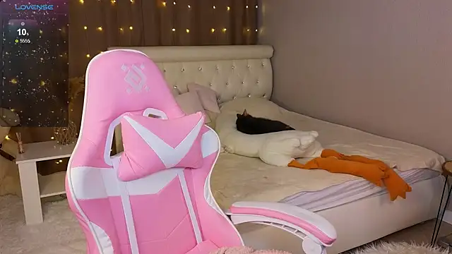 barbieee b online show from 12/10/24, 04:34