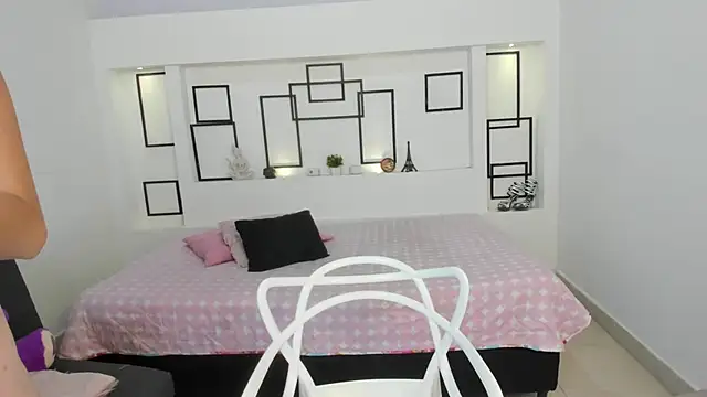 Snapshot of AdaCook2 chatting on 02/20/25, 07:52 AdaCook2 online show from 02/20/25, 07:52