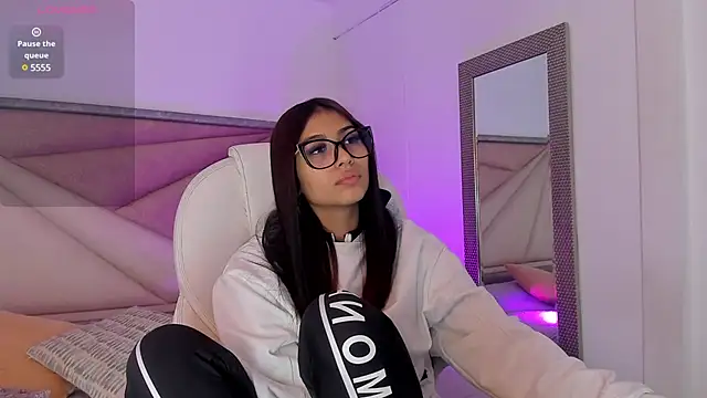 ZaraLim online show from 12/06/24, 12:16