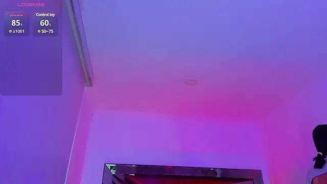 ZaraLim online show from 02/07/25, 12:06