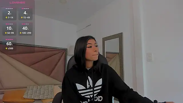 ZaraLim online show from 03/10/25, 12:15