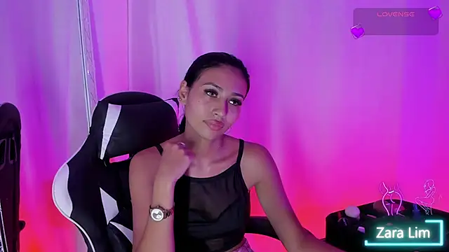 ZaraLim online show from 10/03/25, 06:05