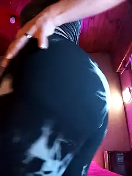 mariposapontiak420 online show from 03/14/25, 11:43