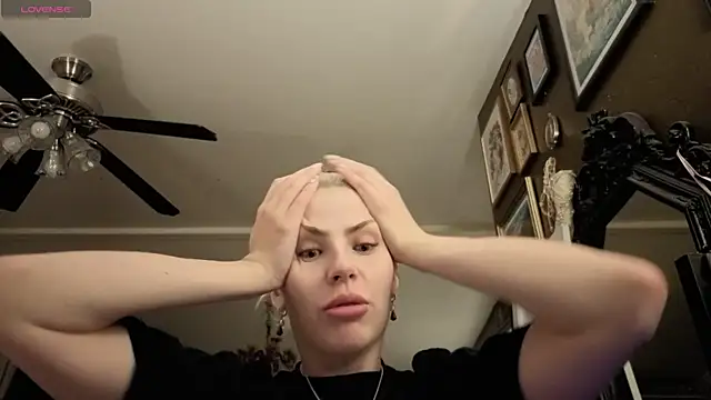 SirenitySirenxx online show from 09/23/25, 03:53