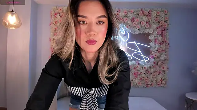 RebeccaHudson online show from 03/01/25, 02:26