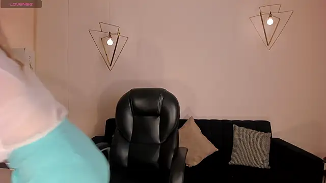 RebeccaHudson online show from 02/12/26, 07:09